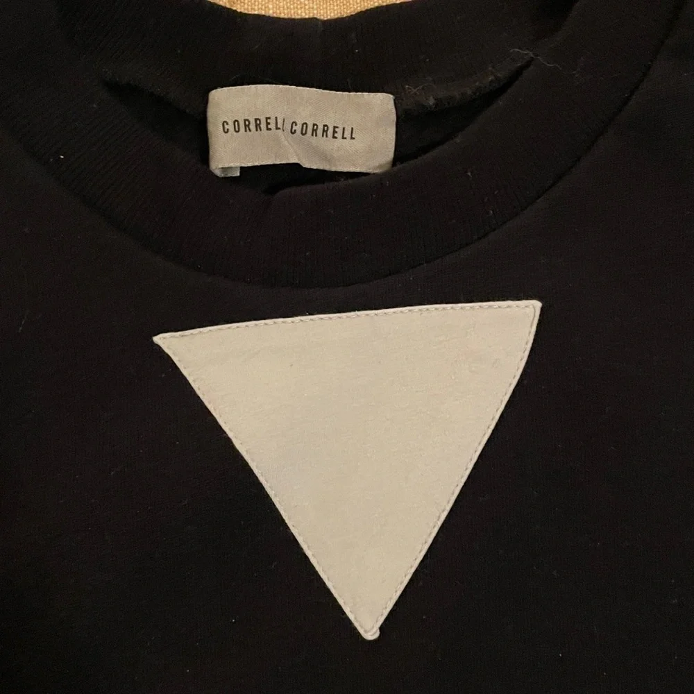 Correll Correll black sweatshirt with geometric shapes, made in USA, size small - Picture 3 of 6